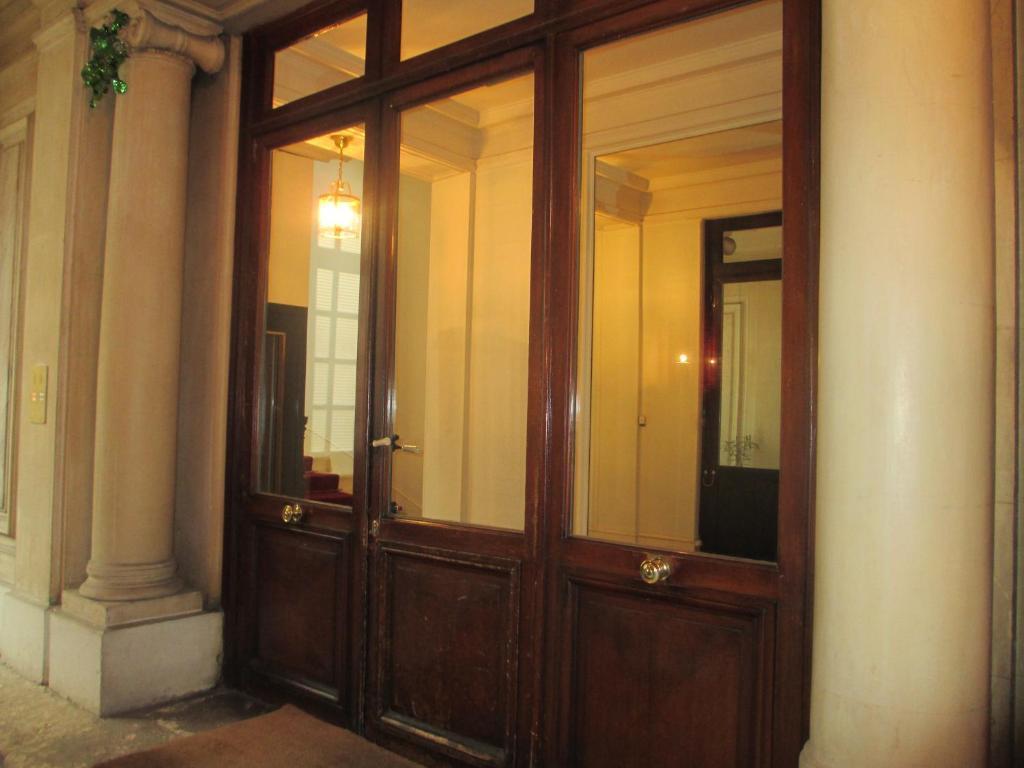 Bed And Breakfast Paris Quartier Champs-Elysees Exterior foto